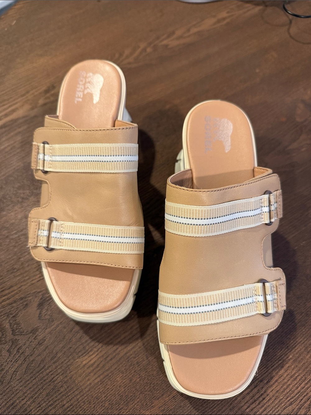 SOREL Joanie III Wedge Slide Platform Sandals - Honest Beige / Chalk - Size 8.5